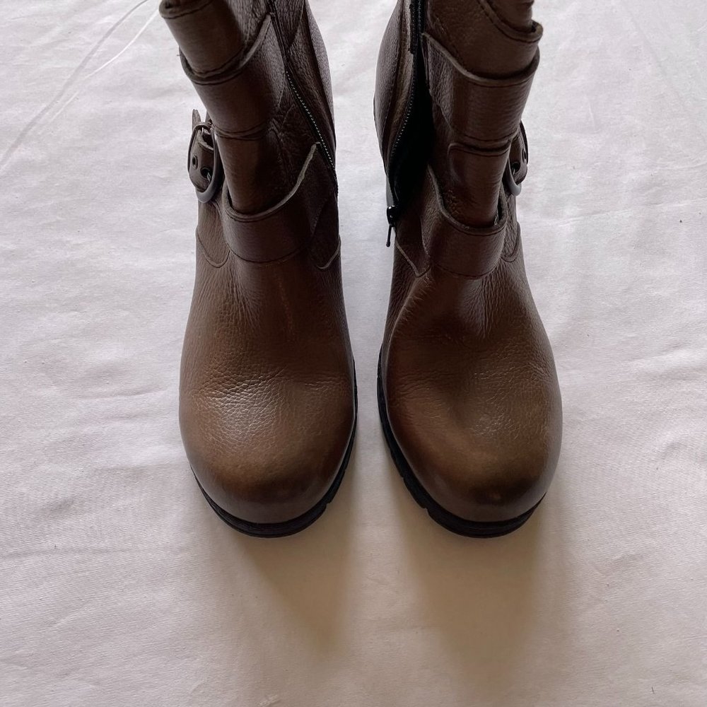 NEW Women's B.O.C. Josephine Brown Leather Boots size 11 - Picture 4 of 9
